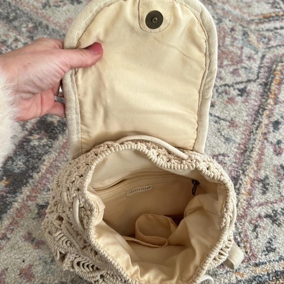 Boho macrame backpack - Picture 3 of 4